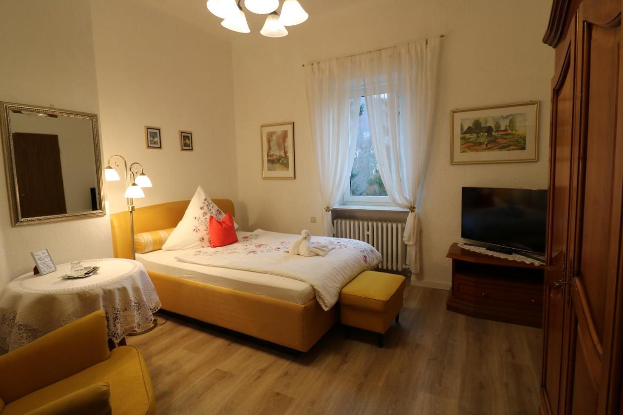 Double Room (1 Adult + 1 Child),746583857:JPEG